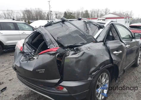 2017 Toyota Rav4 Limited z USA, uszkodzony, nr VIN JTMDFREV1HJ135082